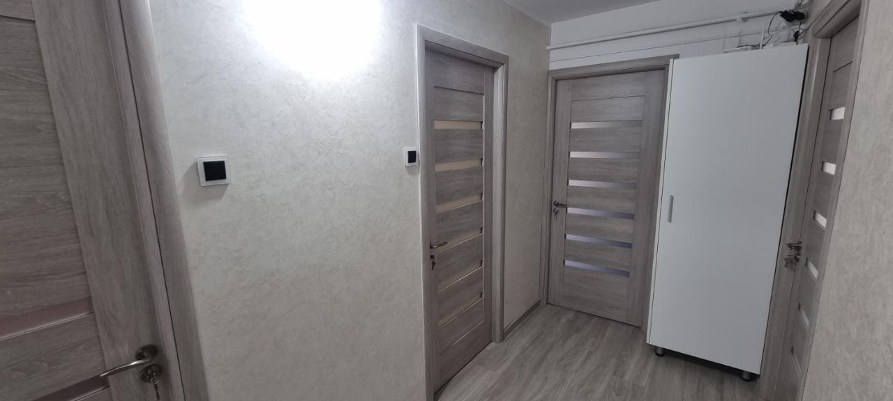 Ilona Apartament 3 Camere Râmnicu Vâlcea Kültér fotó