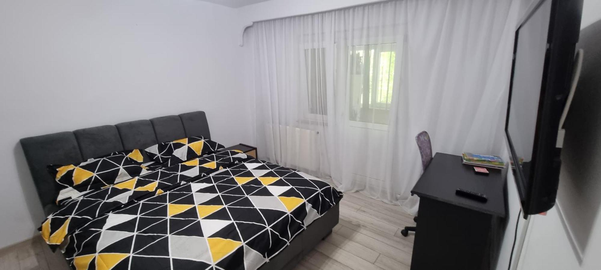 Ilona Apartament 3 Camere Râmnicu Vâlcea Kültér fotó